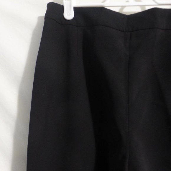 LE SUIT PETITE, size 4P, women's black slacks, side zip and latch fastened, GUC - Picture 9 of 14